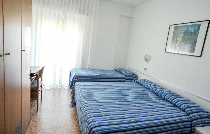 Hotel Los Angeles - Fronte Mare Riccione Exterior foto